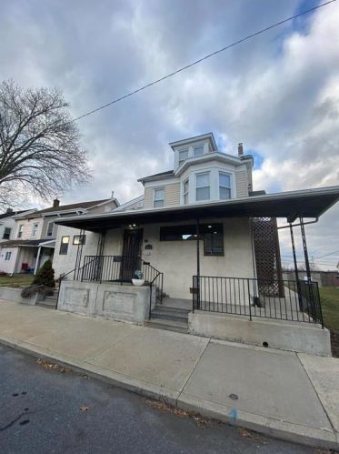 1615 Northampton St, Easton, PA 18042-3131