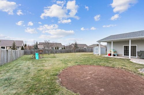 1772 Ontario Rd, Green Bay, WI 54311-6542