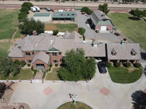 2025 Val Vista Dr, Gilbert, AZ 85295-5534