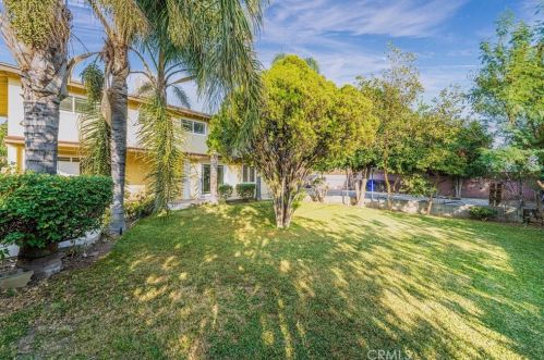 249 Heather St, Rialto CA  92376-2813 exterior