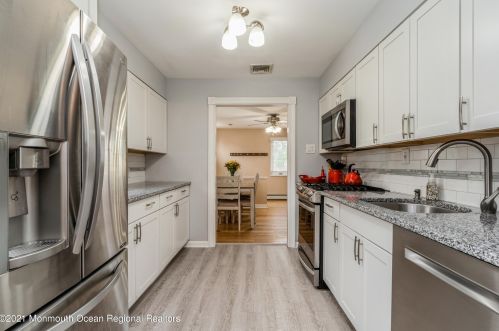 222 Swan Rd, Bricktown NJ  08723-6666 exterior