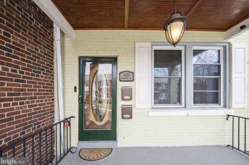 1423 Holbrook St, Washington, DC 20002-2908