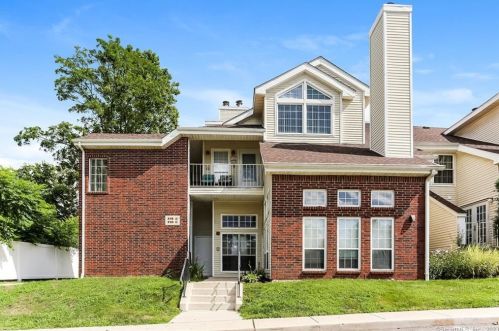218 Carriage Crossing Ln, Middletown CT  06457-5862 exterior