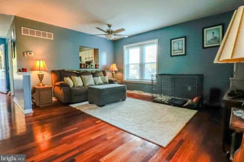 821 Commons Ln, Camden-Wy DE  19934-1273 exterior