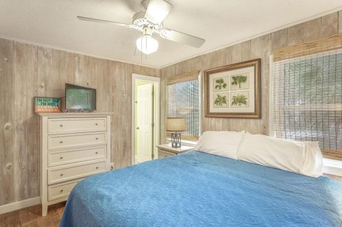 441 Gulf Beach Dr, Saint George Island FL  32328-2811 exterior