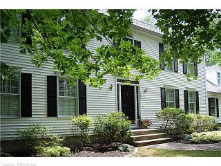 1299 Little Mdw Rd, Guilford CT  06437-1672 exterior