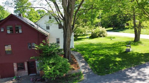 209 Dartmouth College Hwy, Haverhill NH  03765-5105 exterior