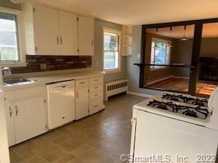 158 Stillson Rd, Waterbury CT  06705-1638 exterior