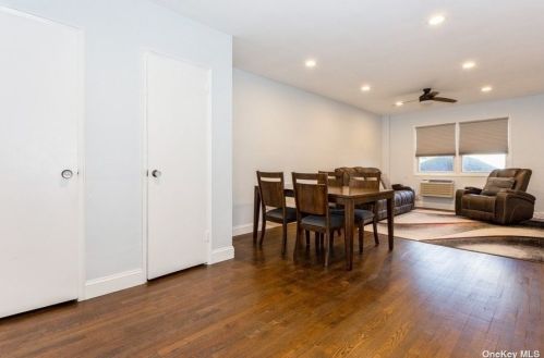 545 Central Ave, Cedarhurst, NY 11516-2126