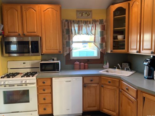 3577 Roanoke St, Seaford NY  11783-3005 exterior