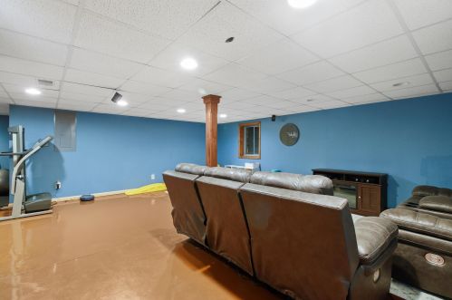 1158 101 St, Kenosha WI 53158-4034 exterior