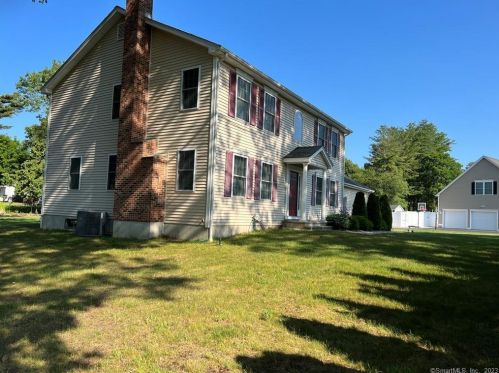 269 Spring Rd, North Haven, CT 06473-3410