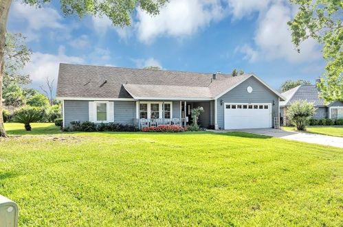 1750 Singing Palm Dr, Apopka FL  32712-2465 exterior