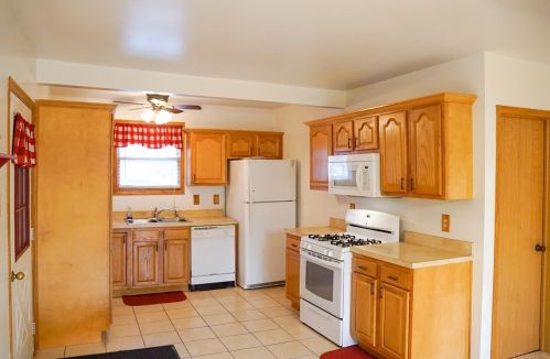 1100 Washington St, Inwood, IN 46563-2036