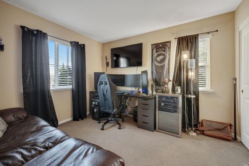 336 Tilden Cir, Vacaville CA  95688-9485 exterior