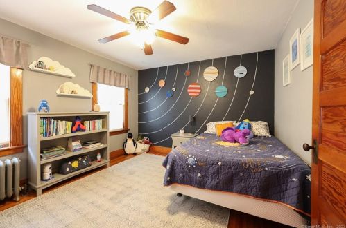 48 Lee Ave, Wallingford CT  06492-3610 exterior