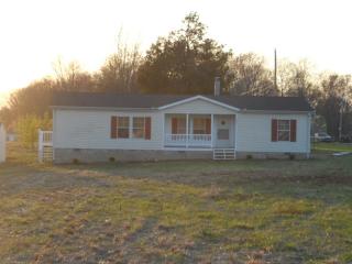140 Biggs Rd, Portland TN  37148-4891 exterior