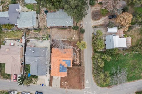 30807 Arlington St, Santa Clarita CA  91384-2453 exterior