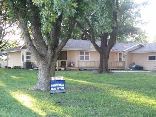 201 Catharine St, Morganville, KS 67468-9102