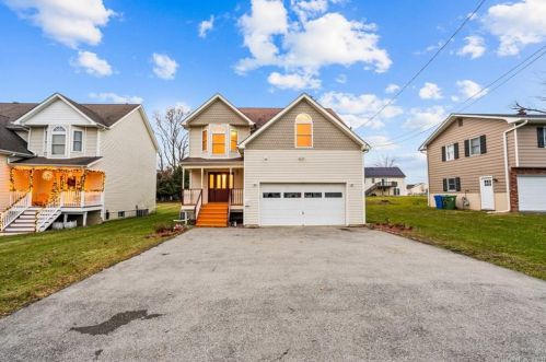 125 Sproat St, Middletown, NY 10940-2916