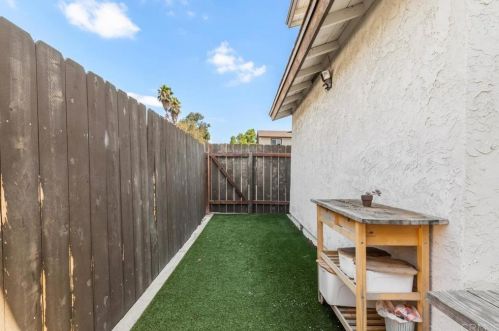 10108 Peaceful Ct, Santee CA  92071-1839 exterior