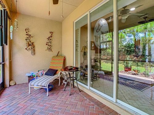 16234 Amethyst Key Dr, Wimauma FL  33598-4028 exterior