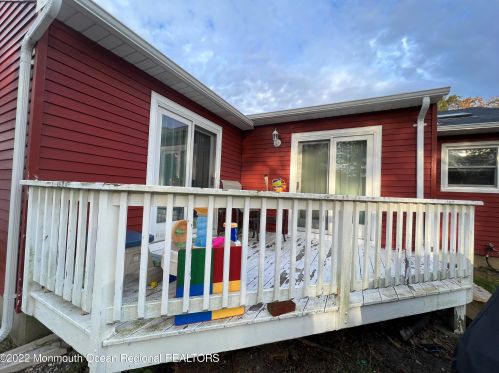 51 Birch Dr, Bricktown NJ 08723-6968 exterior