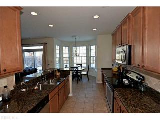 2477 Apiary Ct, Virginia Beach VA  23454-4372 exterior