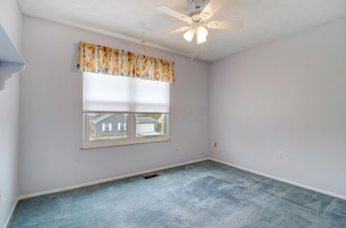 2434 Northbranch Rd, Darbydale OH  43123-1631 exterior