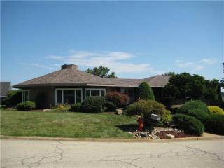16 Waverly Dr, Greensburg, PA 15601-1319