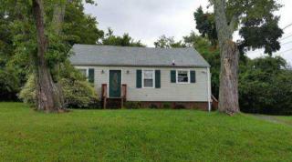 203 Laurel Cir, Knoxville, TN 37912-3530