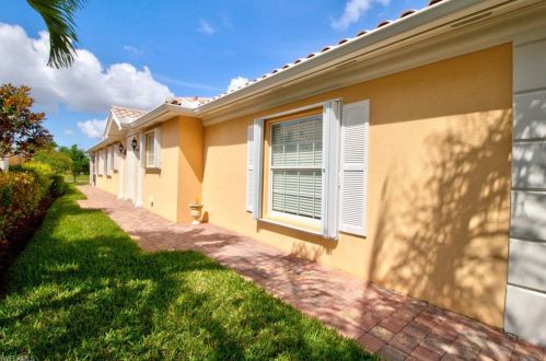 7576 Novara Ct, Naples, FL 34114-2612