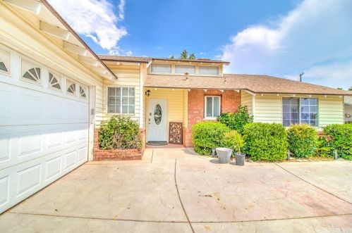 11050 Maureen Dr, Beaumont, CA 92223-5560
