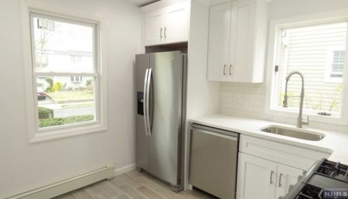 313 Prospect Ave, Dumont NJ  07628-1811 exterior