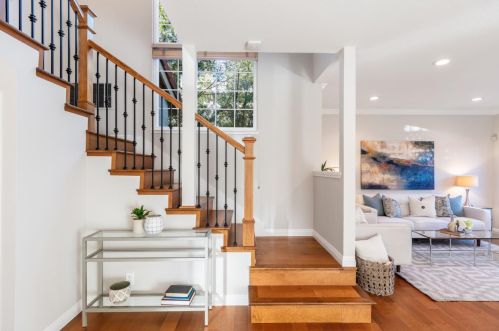 574 Hacienda Ave, Campbell CA 95008-6322 exterior