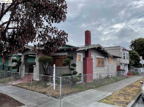5701 17th St, Oakland, CA 94621-4236