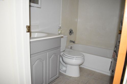 3127 Cuthbert Ave, Oakland CA  94602-2729 exterior