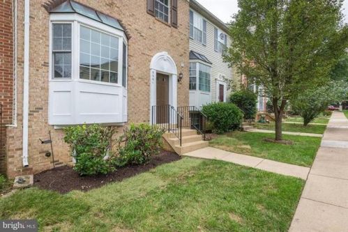9661 Franklin Wood Pl, Lorton VA  22079-2345 exterior