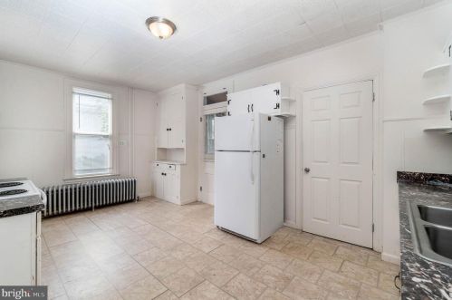 461 2nd St, Highspire PA  17034-1504 exterior