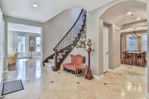 4110 Eagle Flight Dr, Simi Valley CA 93065-0225 exterior