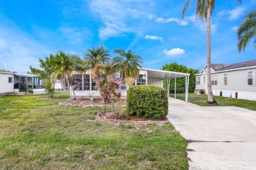 241 Indian Key Ln, Naples, FL 34114-8414