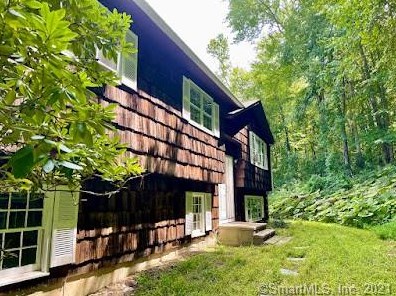 13 Hanover Ridge Rd, Brookfield Center, CT 06804-3209