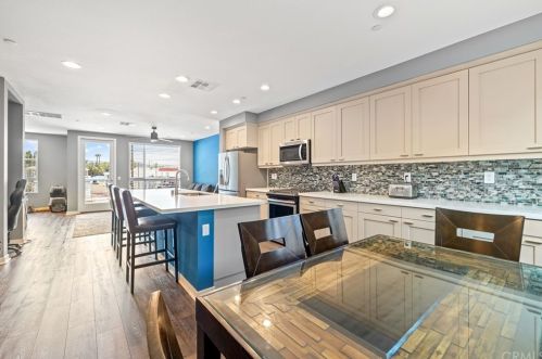 2812 Glassell St, Orange CA  92865-1002 exterior