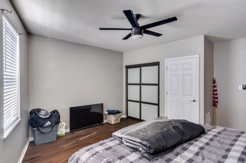 658 Pike St, Covington KY 41011-2127 exterior