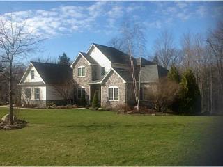 224 Edgewater Cir, Erie, PA 16509-3786