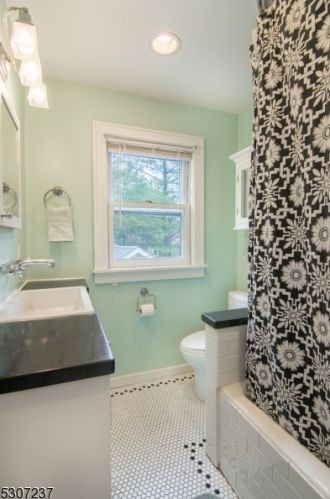 636 Central Ave, Westfield NJ  07090-2525 exterior
