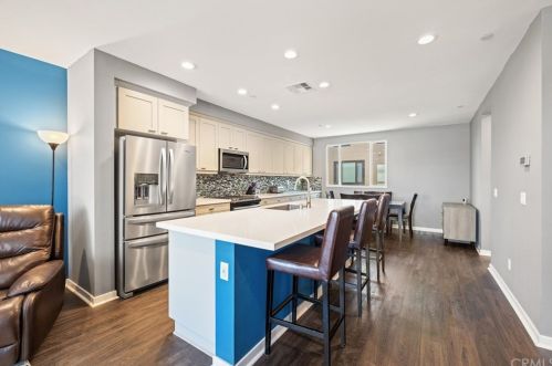 2812 Glassell St, Orange CA  92865-1002 exterior