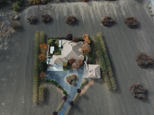 935 Union Rd, Hollister CA  95023-9117 exterior