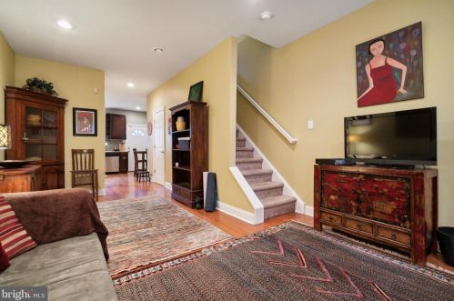2207 League St, Philadelphia PA  19146-2525 exterior