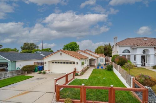 1121 Rose Ct, Pismo Beach, CA 93433-2941